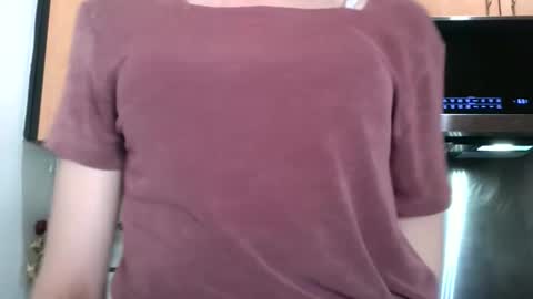 Ally Girl In Her Ally World online show from April 21, 1:31 am