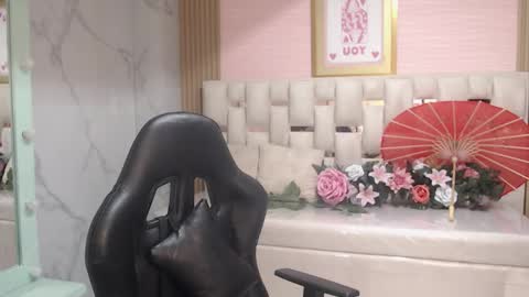 Allysa  online show from January 11, 3:33 am