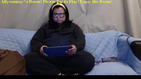 Allyssamay online show from February 22, 4:13 am