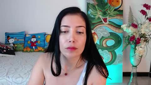 alma_art_ online show from November 4, 7:41 pm