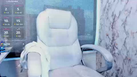 alma_x_ online show from March 13, 3:02 pm