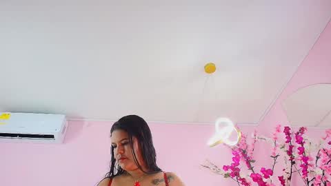 ALMENDRAEVANS online show from March 3, 12:09 pm