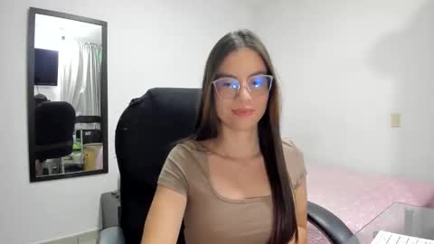 almighty2504 online show from March 4, 3:13 am