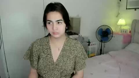 alovelydollnica online show from March 15, 2:02 am