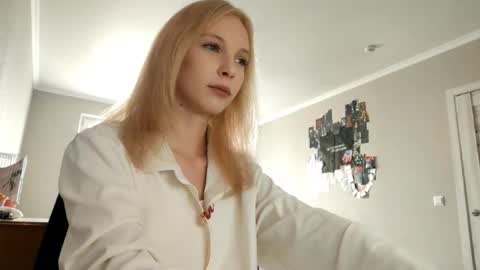 May online show from September 16, 2:03 pm