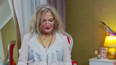 Alura Jenson online show from October 22, 8:36 pm