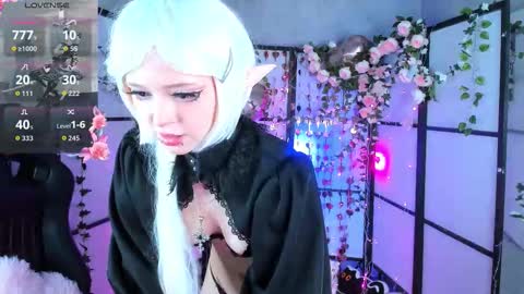 Aluwe online show from March 17, 1:37 pm