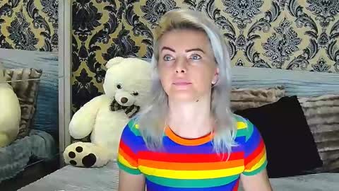 aly online show from March 1, 8:23 am