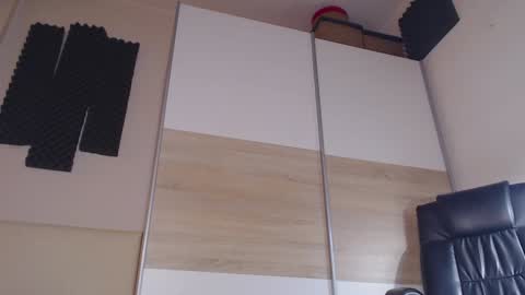 Alice online show from March 6, 12:44 pm