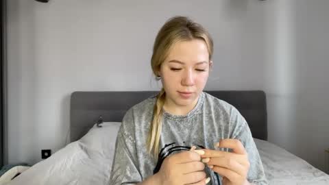 Al online show from April 14, 6:02 am