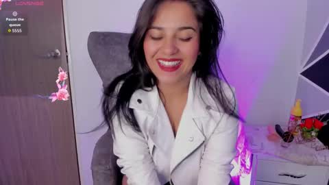 alysa magic online show from December 15, 2:11 pm