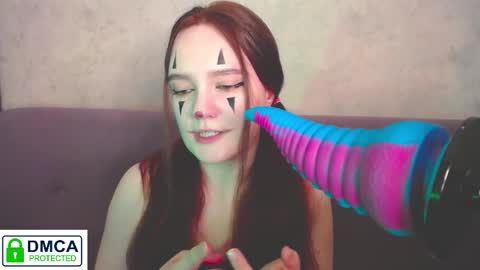 Alyssa online show from November 1, 10:08 am