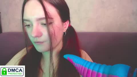 Alyssa online show from October 8, 10:41 am