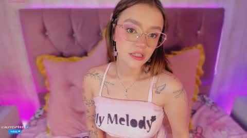 Alyy online show from March 18, 8:03 pm