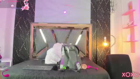 amaia_a online show from July 18, 7:38 pm
