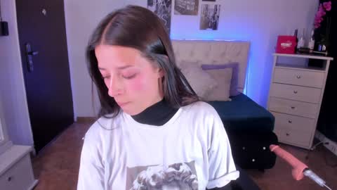 B I A N C A online show from January 11, 2:30 am