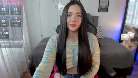 Hi Im AmaiaHelp me reach 100 likes online show from September 22, 9:46 pm