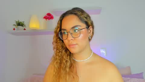 amalia bennet online show from February 8, 12:06 am