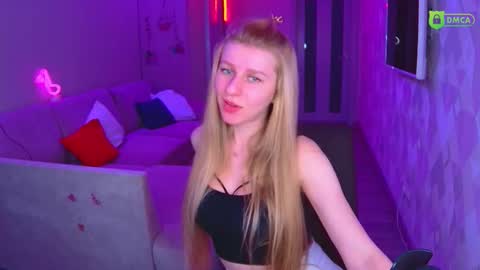 Amalia online show from March 3, 2:23 pm