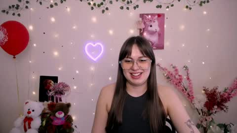 amanda_bright_ online show from April 1, 1:52 pm