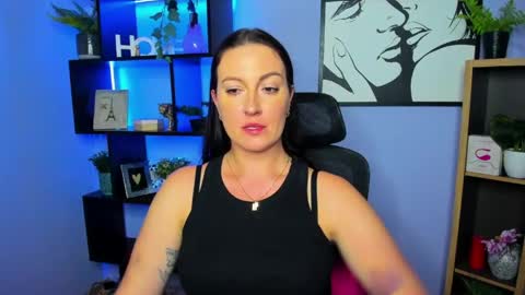 Amanda online show from April 29, 2:20 pm