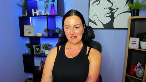 Amanda online show from April 30, 5:40 pm