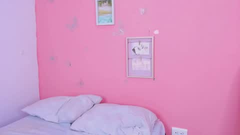 Thalia online show from February 21, 1:55 am