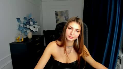 amandagasertoe online show from November 26, 4:35 am