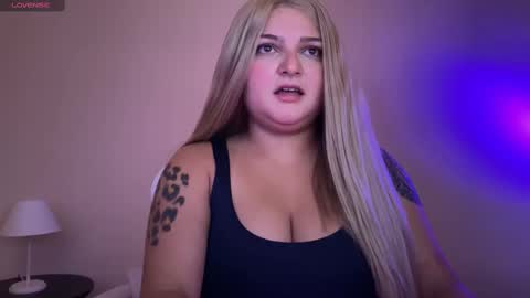 Amandha online show from March 2, 7:30 pm