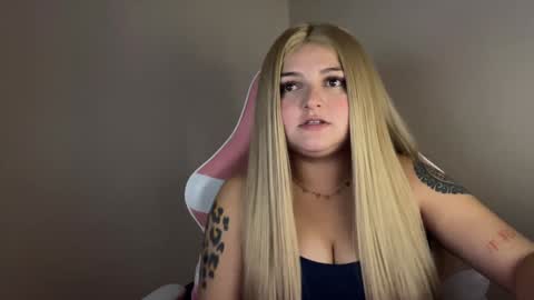 Amandha online show from January 23, 6:45 pm