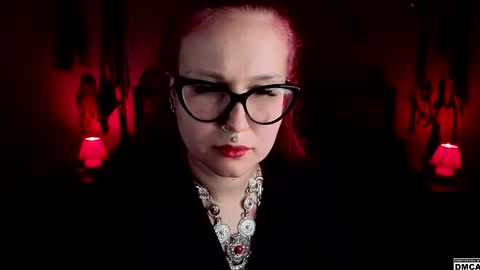 Goddess Amanita online show from November 14, 1:44 pm