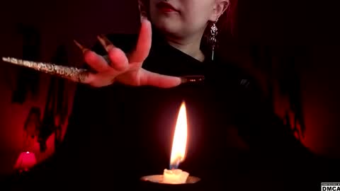 Goddess Amanita online show from November 21, 11:45 am