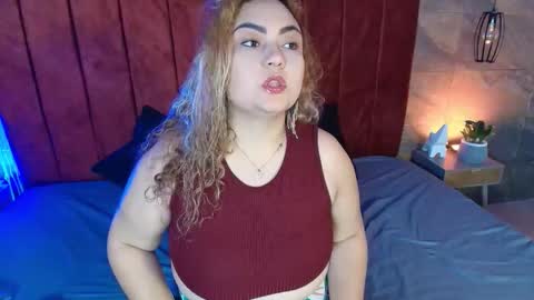 amara_silk_ online show from February 28, 4:56 am