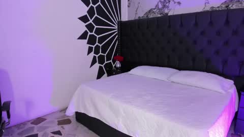 Amara online show from June 2, 10:33 pm