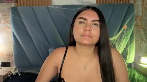 amarahanks_ online show from October 23, 11:38 am