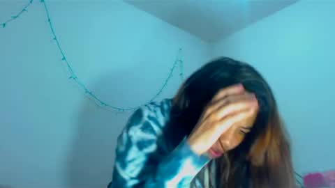 Amara Julia online show from December 5, 2:09 am