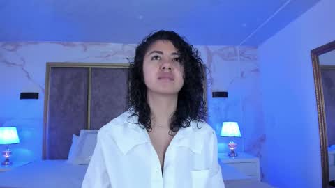 Emily online show from December 19, 12:08 pm