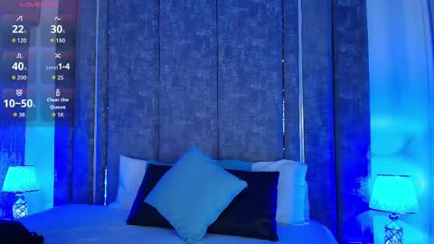 Emily online show from September 26, 11:30 am