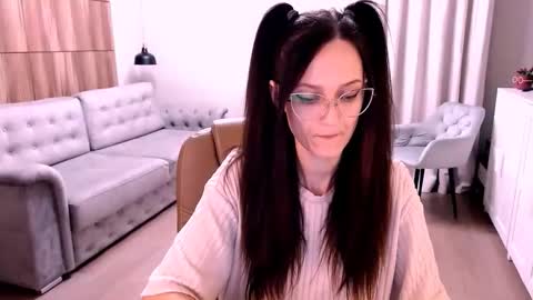 Izza online show from October 20, 10:18 am