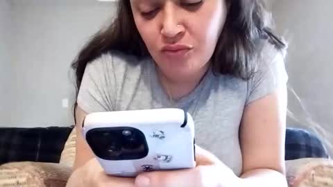 amazonnnnn33 online show from February 12, 6:09 pm