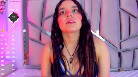   online show from February 6, 7:18 pm