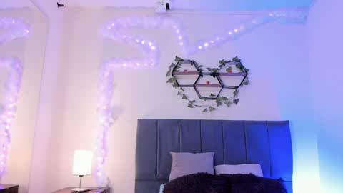 ambar_gh1 online show from April 4, 8:18 pm