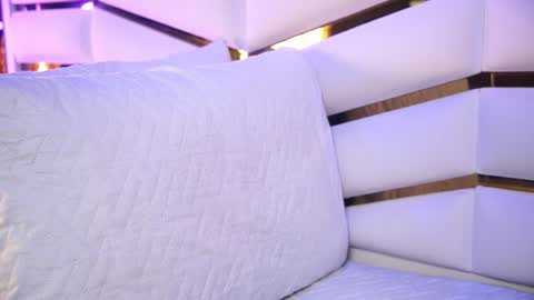 Julieta  online show from December 22, 12:19 pm