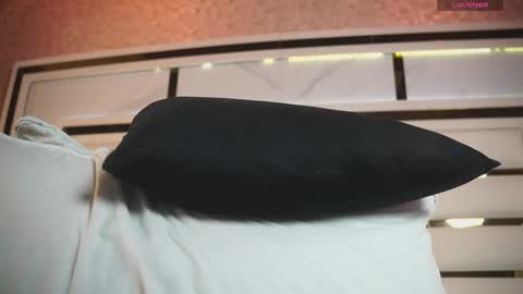 Julieta  online show from September 12, 2:02 pm