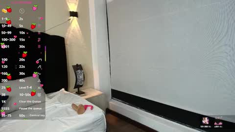 Ambar Ross online show from October 15, 8:44 pm