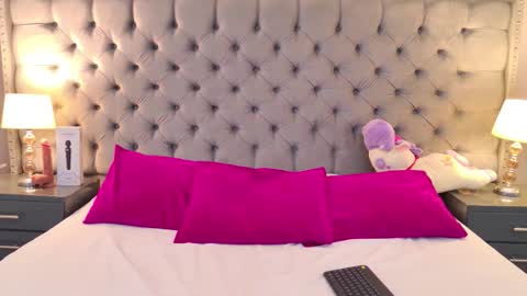 AmbarSantany  online show from February 26, 12:31 am