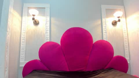   online show from September 30, 3:56 am