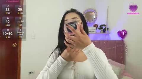 Amber  Astrom online show from March 5, 4:57 pm