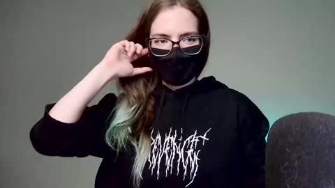 Amber non-nude model online show from September 30, 11:31 pm