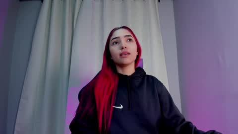Amber Baker  online show from March 10, 12:38 pm